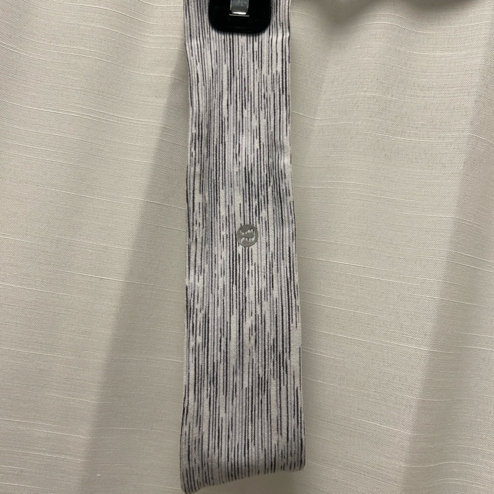 Lululemon Athletica Black and White Hairband